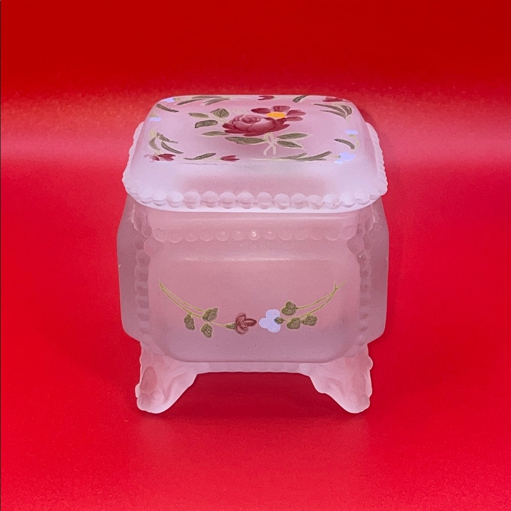 Vintage Westmoreland Floral Frosted Glass Trinket Box